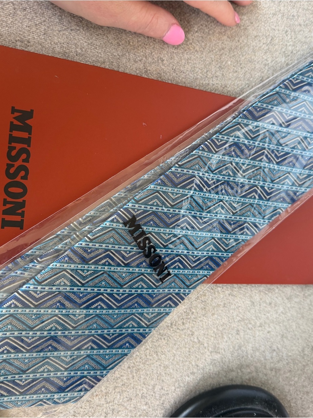 MISSONI Blue Tie with Sleeve Packaging - Picture 3 of 4